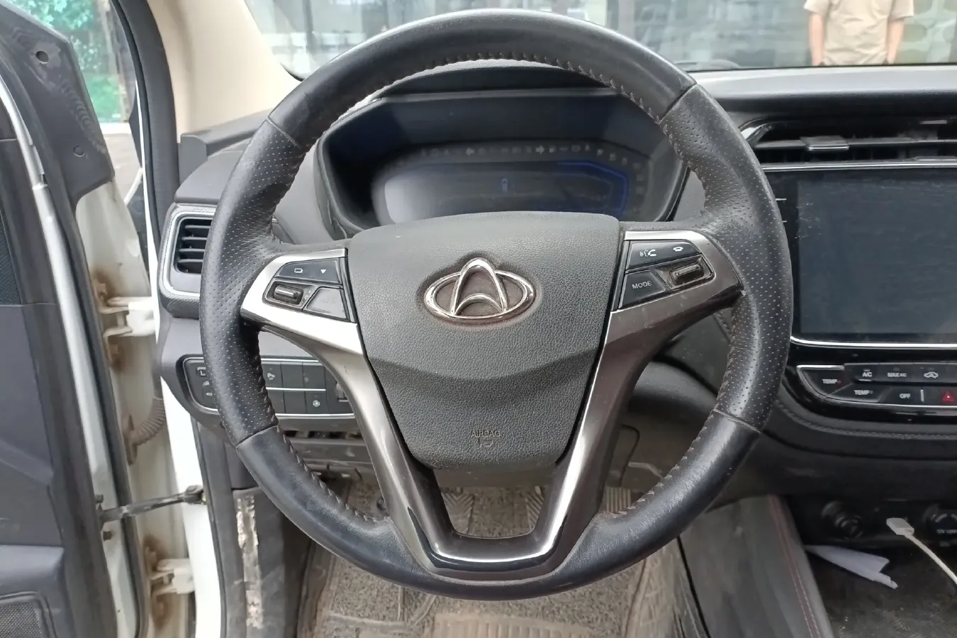 2017 ChangAn Oshan A800 1.5T 156HP L4 6MT,autocango,china used car exporter,china ev exporter,chinese used car exporter,chinese used ev exporter