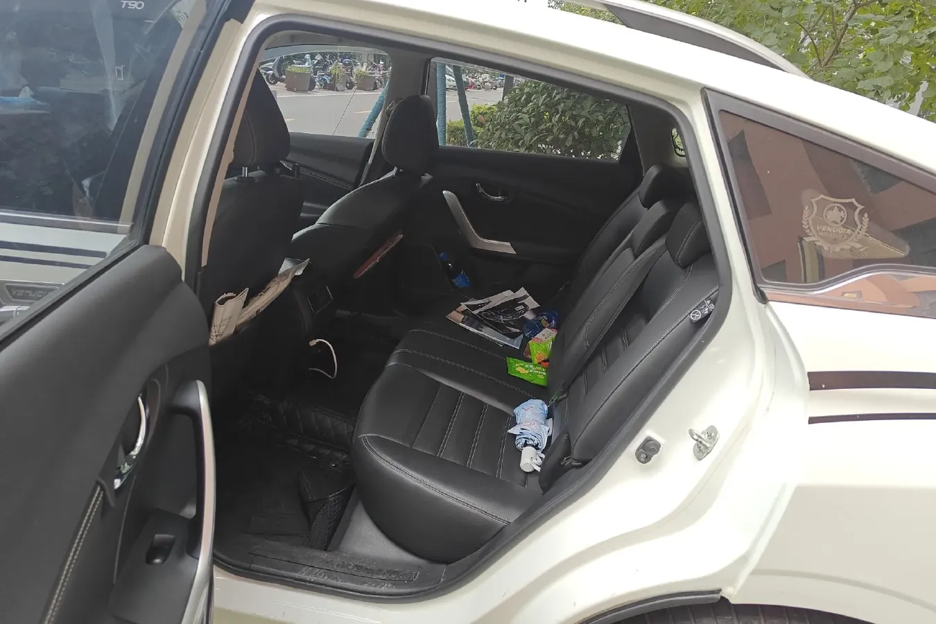 2018 Venucia T90 2.0L 144HP L4 CVT,autocango,china used car exporter,china ev exporter,chinese used car exporter,chinese used ev exporter