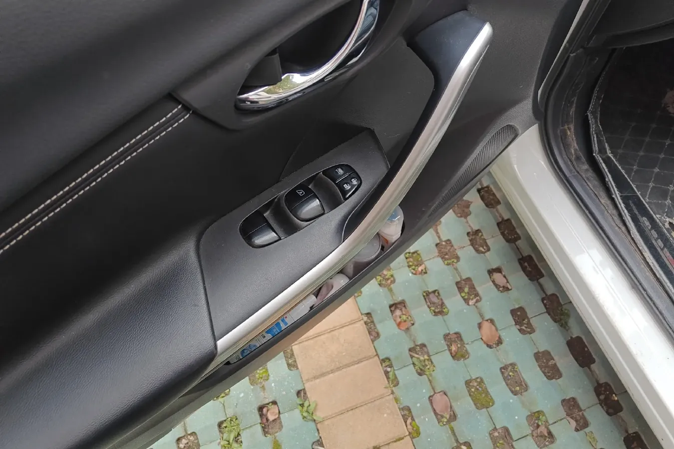 2018 Venucia T90 2.0L 144HP L4 CVT,autocango,china used car exporter,china ev exporter,chinese used car exporter,chinese used ev exporter