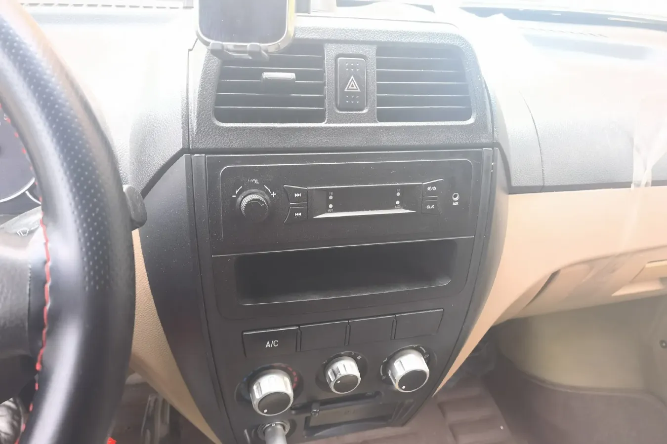 2018 DongFeng DFSK C35 1.5L 112HP L4 5MT,autocango,china used car exporter,china ev exporter,chinese used car exporter,chinese used ev exporter