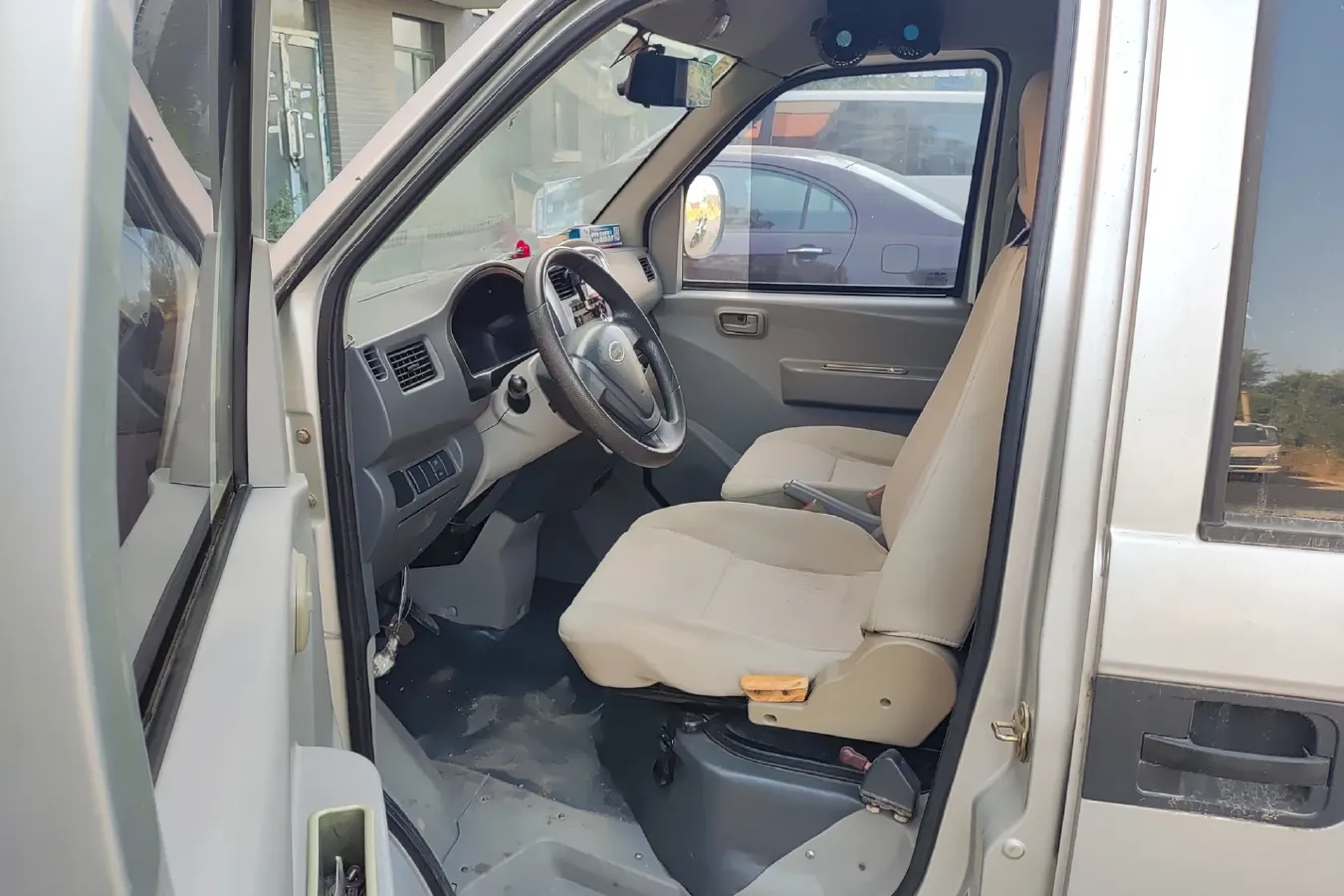 2012 Karry YouYou 1.2L 80HP L4 5MT,autocango,china used car exporter,china ev exporter,chinese used car exporter,chinese used ev exporter