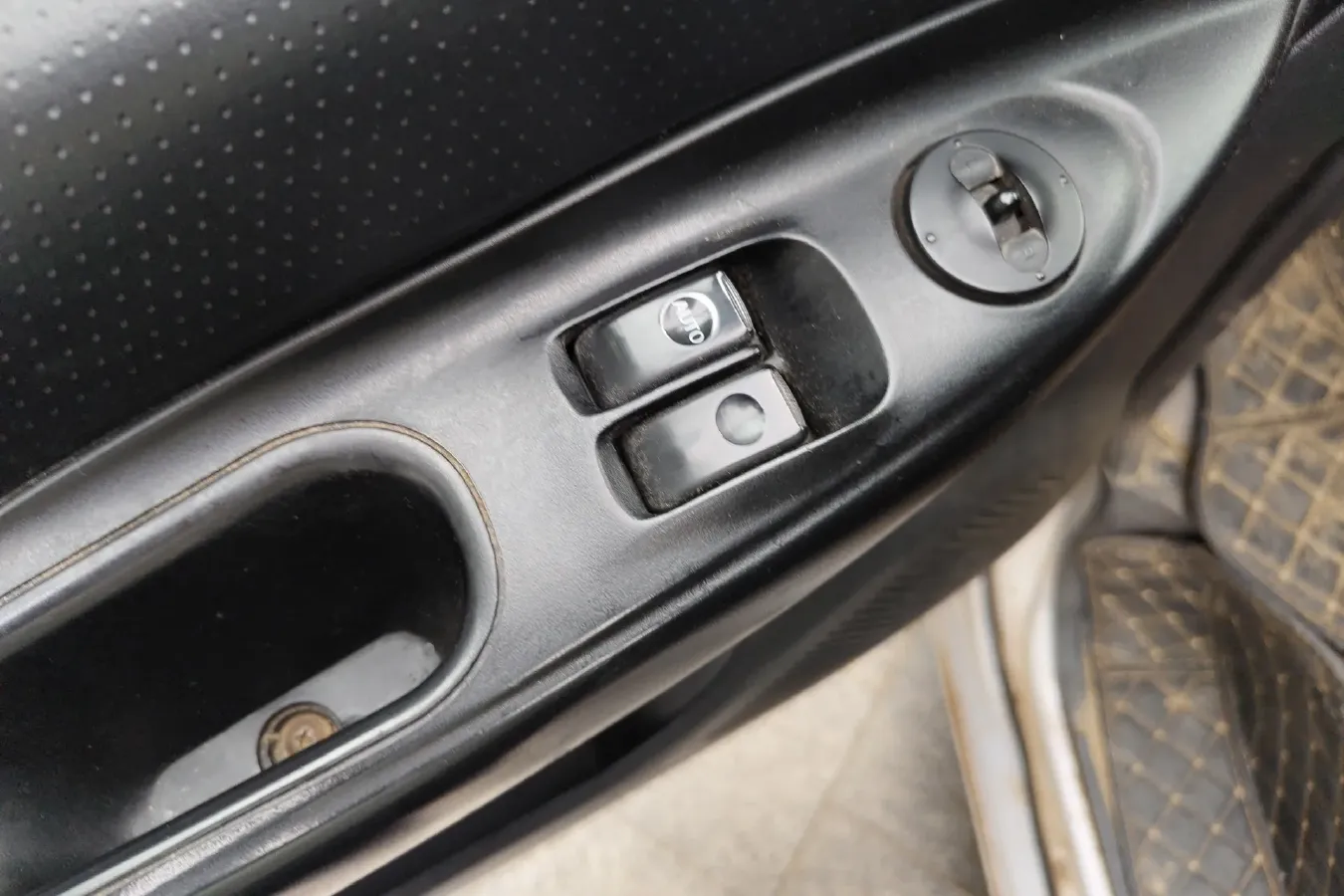 2015 JAC Refine 2.0L 147HP L4 5MT,autocango,china used car exporter,china ev exporter,chinese used car exporter,chinese used ev exporter