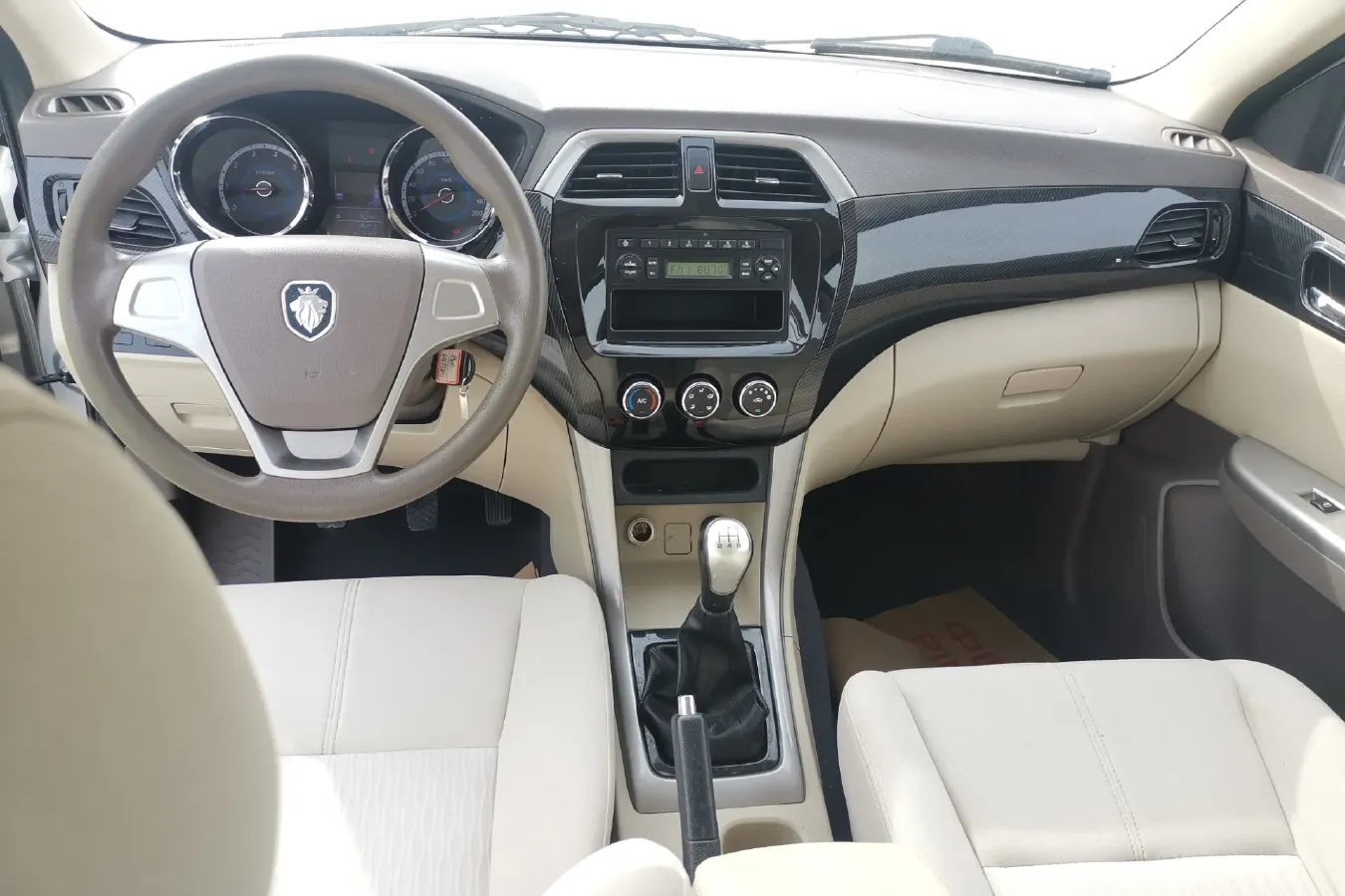 2016 Foton Gratour ix5 1.5L 116HP L4 5MT,autocango,china used car exporter,china ev exporter,chinese used car exporter,chinese used ev exporter