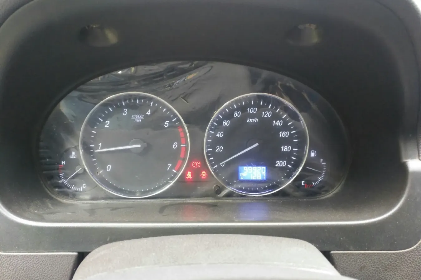 2015 BAIC WeiWang M30 1.5L 116HP L4 5MT,autocango,china used car exporter,china ev exporter,chinese used car exporter,chinese used ev exporter