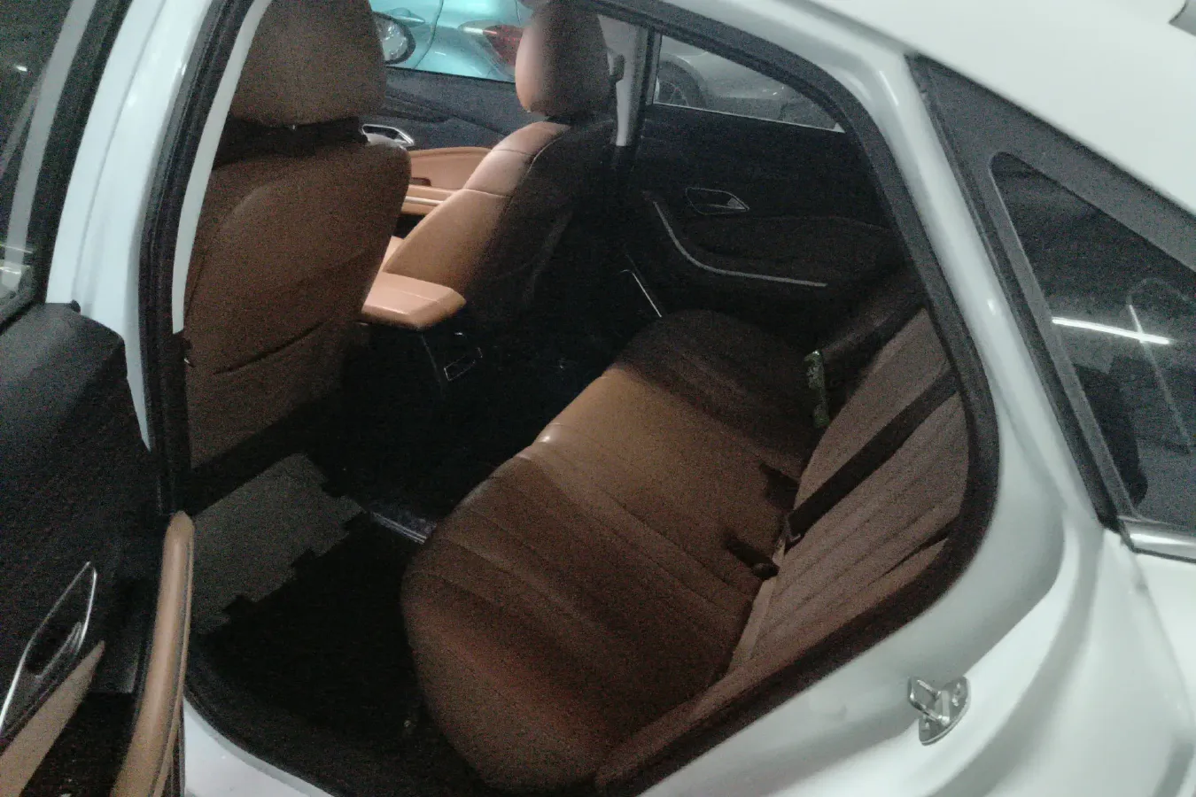 2019 BeiJing Auto U7 1.5T 150HP L4 CVT,autocango,china used car exporter,china ev exporter,chinese used car exporter,chinese used ev exporter