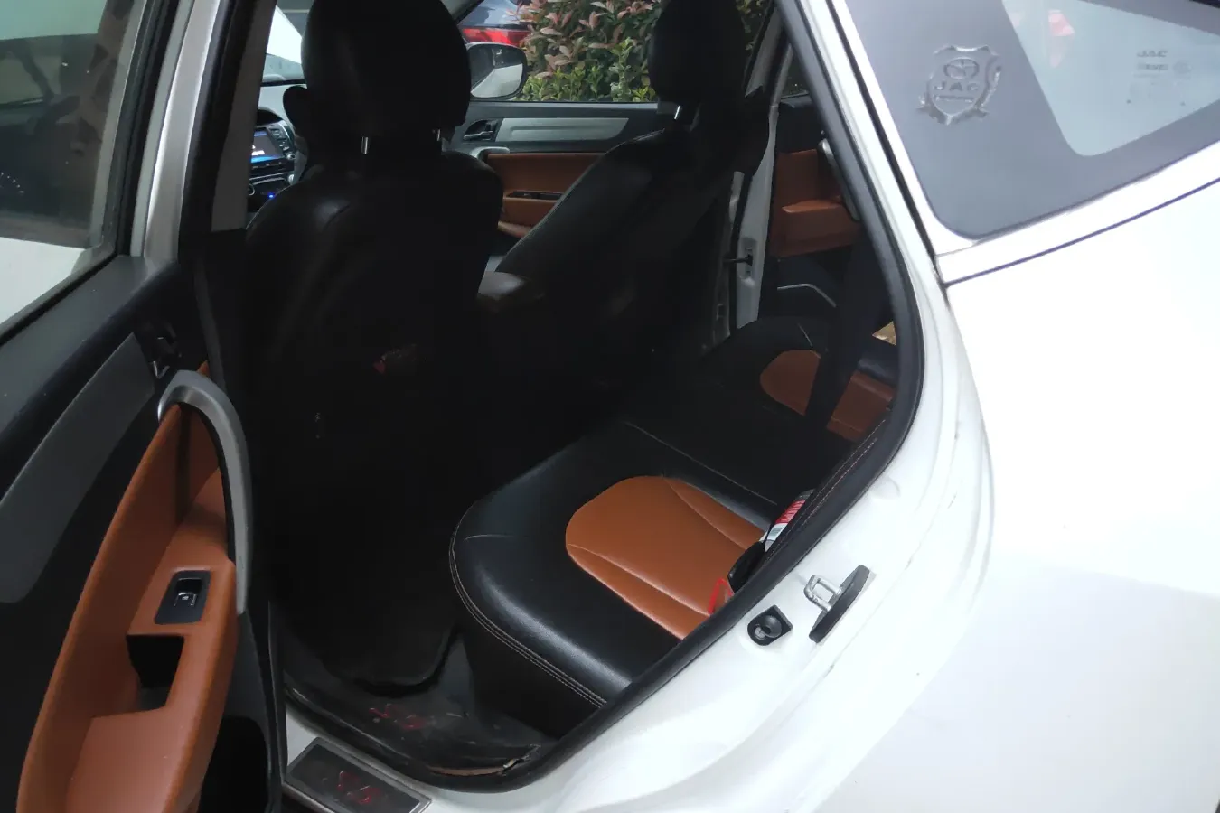 2013 JAC Refine S5 2.0T 177HP L4 6MT,autocango,china used car exporter,china ev exporter,chinese used car exporter,chinese used ev exporter