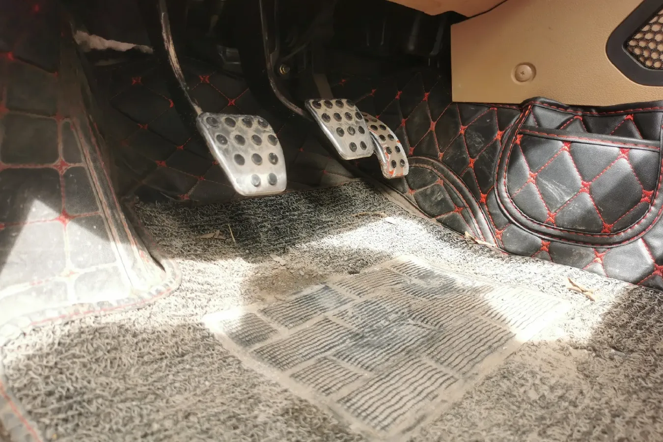 2017 Yema T80 1.5T 150HP L4 5MT,autocango,china used car exporter,china ev exporter,chinese used car exporter,chinese used ev exporter