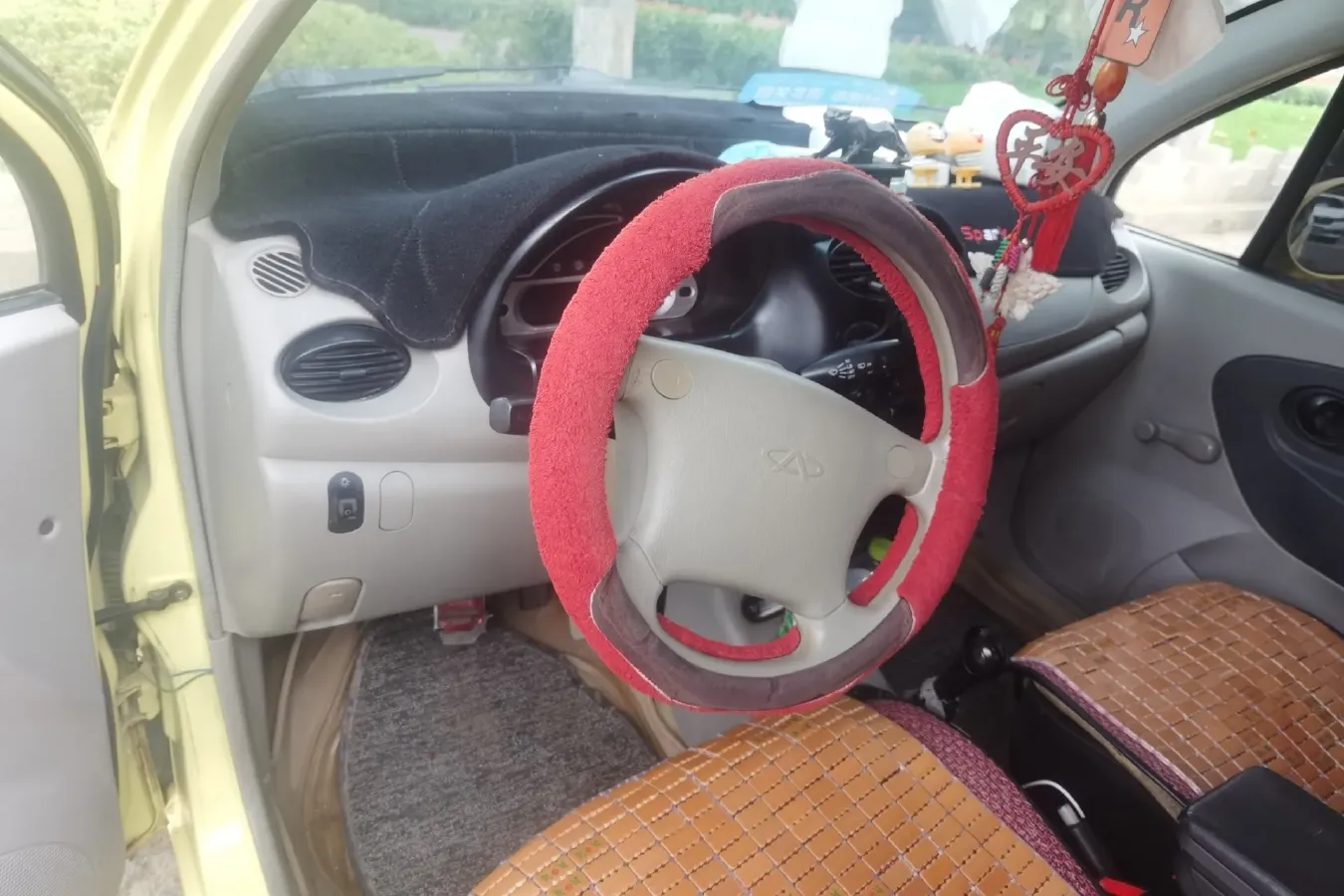 2012 Chery QQ3 1.0L 69HP L3 5MT,autocango,china used car exporter,china ev exporter,chinese used car exporter,chinese used ev exporter