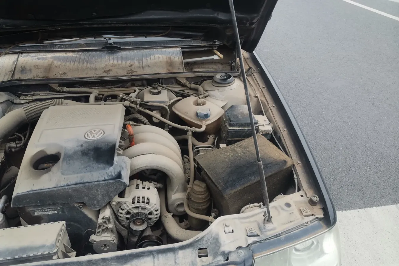 2008 Volkswagen Santana Vista 1.8L 101HP L4 5MT,autocango,china used car exporter,china ev exporter,chinese used car exporter,chinese used ev exporter