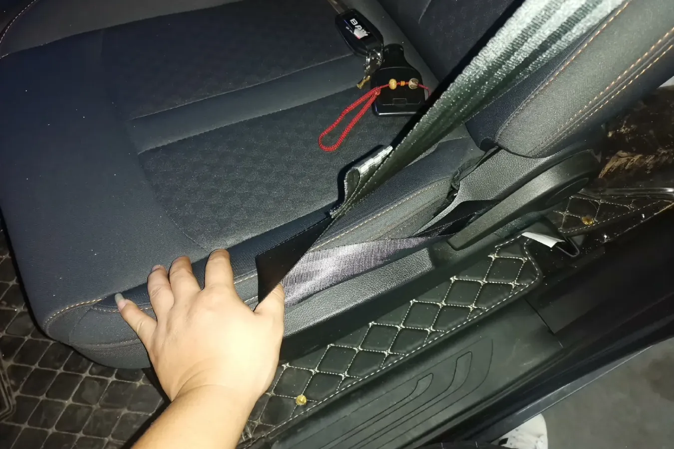 2023 BAW Calorie 2.0L 144HP L4 5MT,autocango,china used car exporter,china ev exporter,chinese used car exporter,chinese used ev exporter