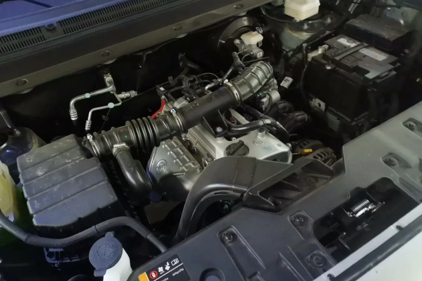 2023 BAW Calorie 2.0L 144HP L4 5MT,autocango,china used car exporter,china ev exporter,chinese used car exporter,chinese used ev exporter