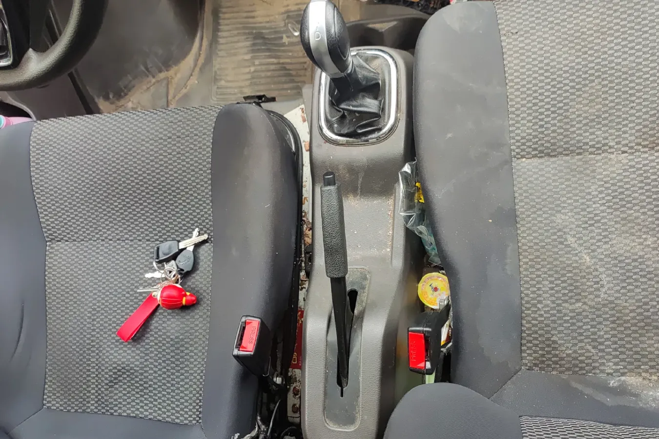 2023 DongFeng DFAC YuFeng EM26 BEV 41.47KWH,autocango,china used car exporter,china ev exporter,chinese used car exporter,chinese used ev exporter