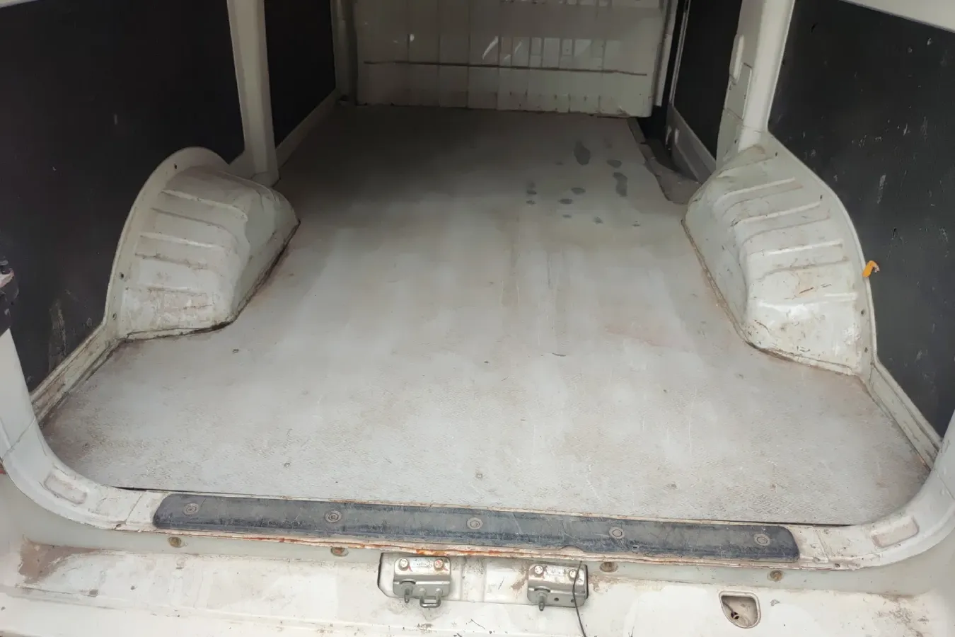 2023 DongFeng DFAC YuFeng EM26 BEV 41.47KWH,autocango,china used car exporter,china ev exporter,chinese used car exporter,chinese used ev exporter