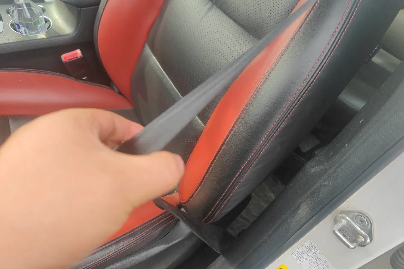 2017 Leopaard CS9 1.5L 113HP L4 5MT,autocango,china used car exporter,china ev exporter,chinese used car exporter,chinese used ev exporter