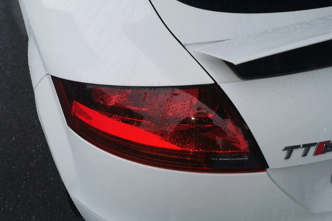 2011 Audi TTS 2.0T 272HP L4 6DCT,autocango,china used car exporter,china ev exporter,chinese used car exporter,chinese used ev exporter