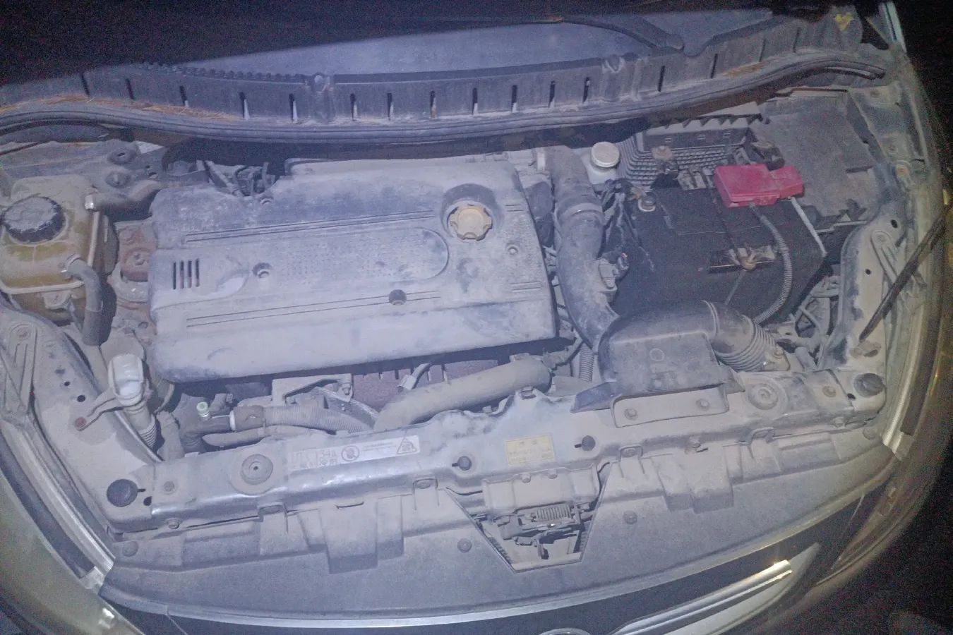 2010 DongFeng Forthing Joyear 1.8T 160HP L4 5AT,autocango,china used car exporter,china ev exporter,chinese used car exporter,chinese used ev exporter