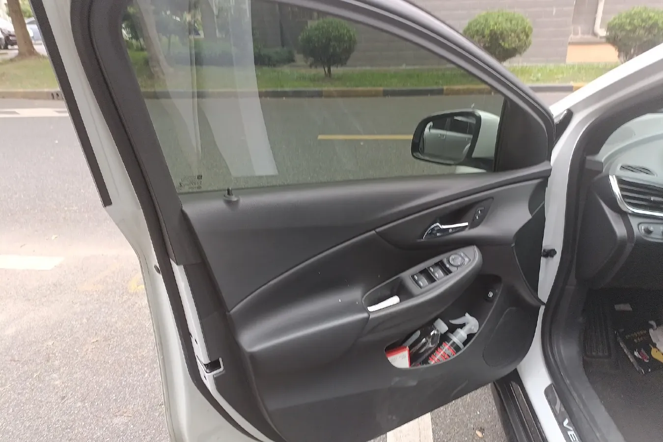 2017 Buick Velite 5 Range Extended 106HP E-CVT REEV 18KWH,autocango,china used car exporter,china ev exporter,chinese used car exporter,chinese used ev exporter