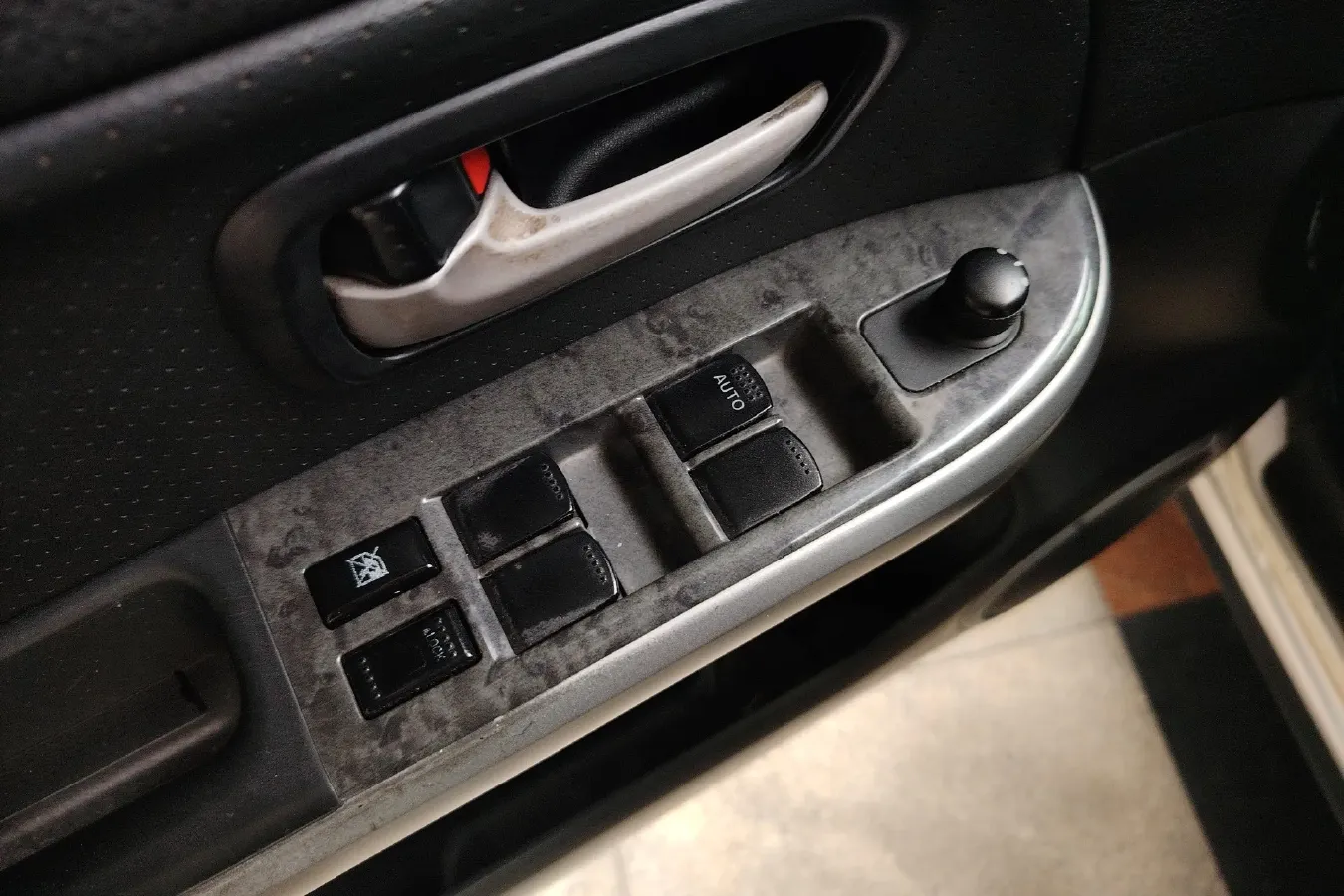 2008 Suzuki Grand Vitara 2.4L 166HP L4 4AT,autocango,china used car exporter,china ev exporter,chinese used car exporter,chinese used ev exporter