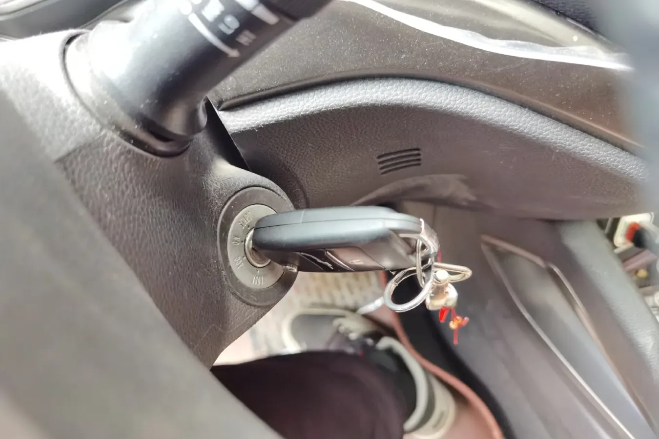 2016 ChangAn Oshan CX70 1.6L 117HP L4 5MT,autocango,china used car exporter,china ev exporter,chinese used car exporter,chinese used ev exporter