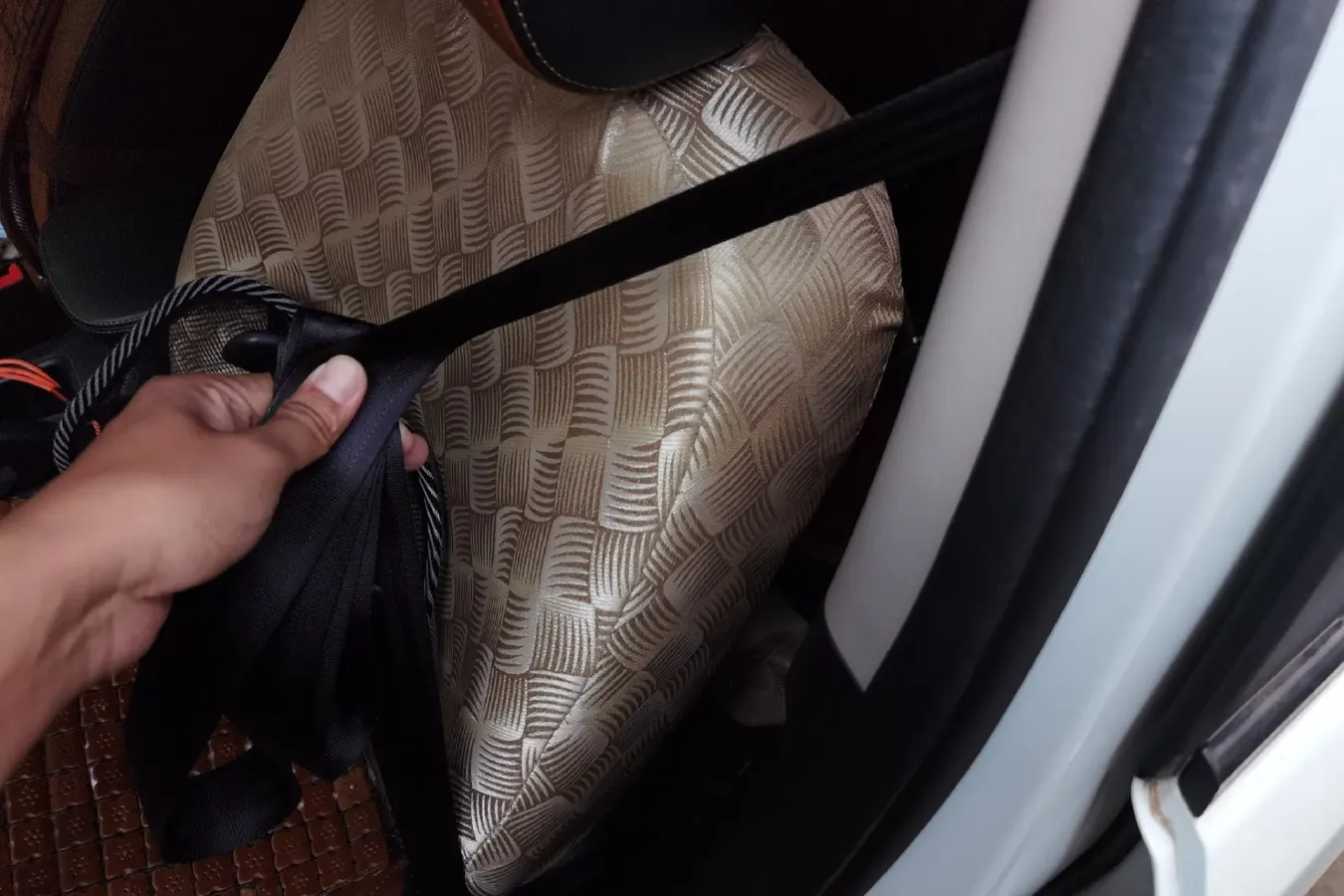 2016 ChangAn Oshan CX70 1.6L 117HP L4 5MT,autocango,china used car exporter,china ev exporter,chinese used car exporter,chinese used ev exporter