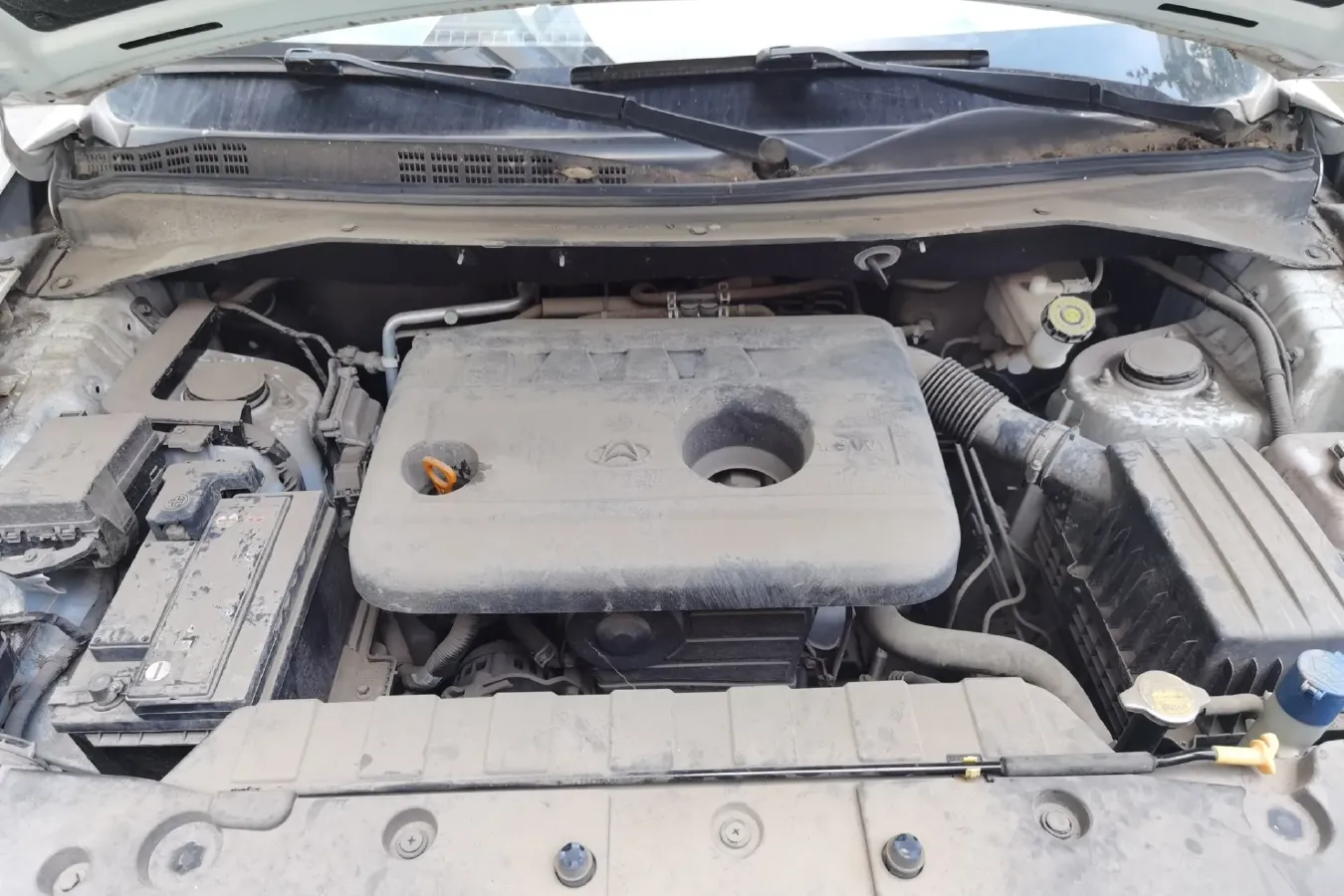 2016 ChangAn Oshan CX70 1.6L 117HP L4 5MT,autocango,china used car exporter,china ev exporter,chinese used car exporter,chinese used ev exporter