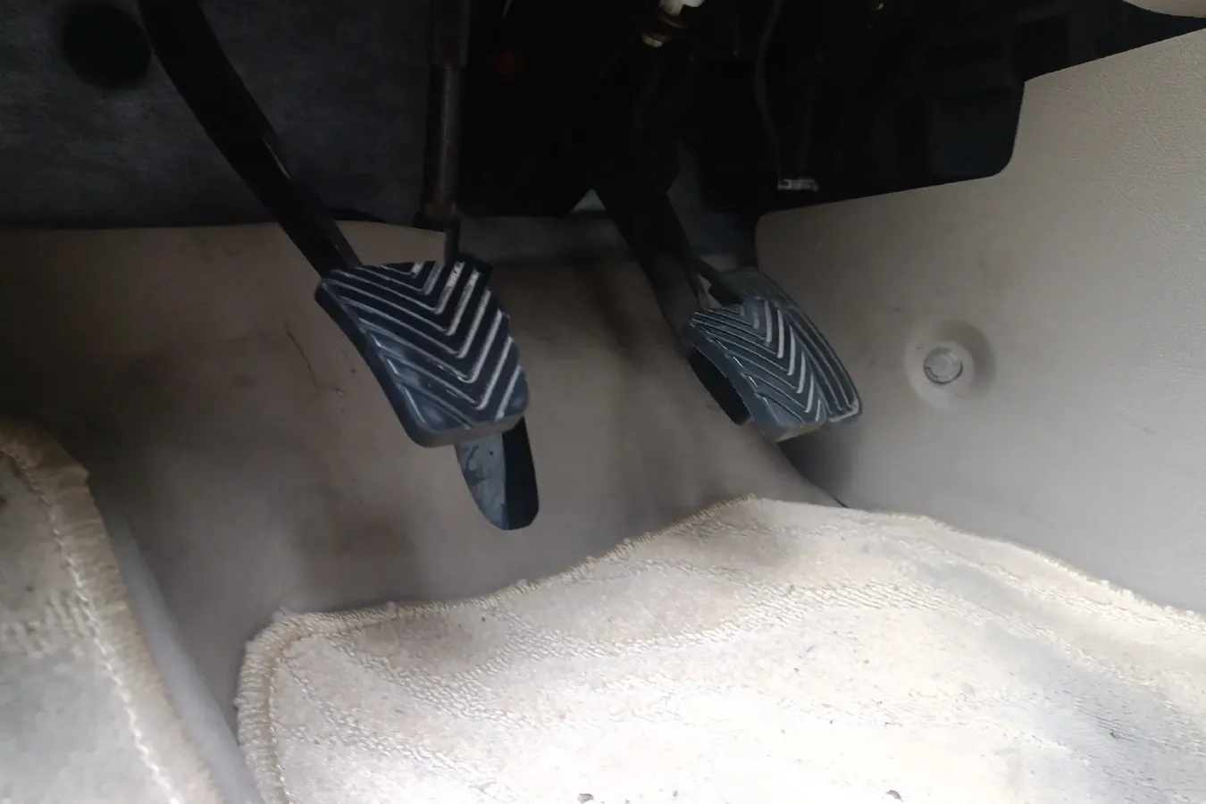 2014 GAC Gonow XingLang 1.5L 113HP L4 5MT,autocango,china used car exporter,china ev exporter,chinese used car exporter,chinese used ev exporter