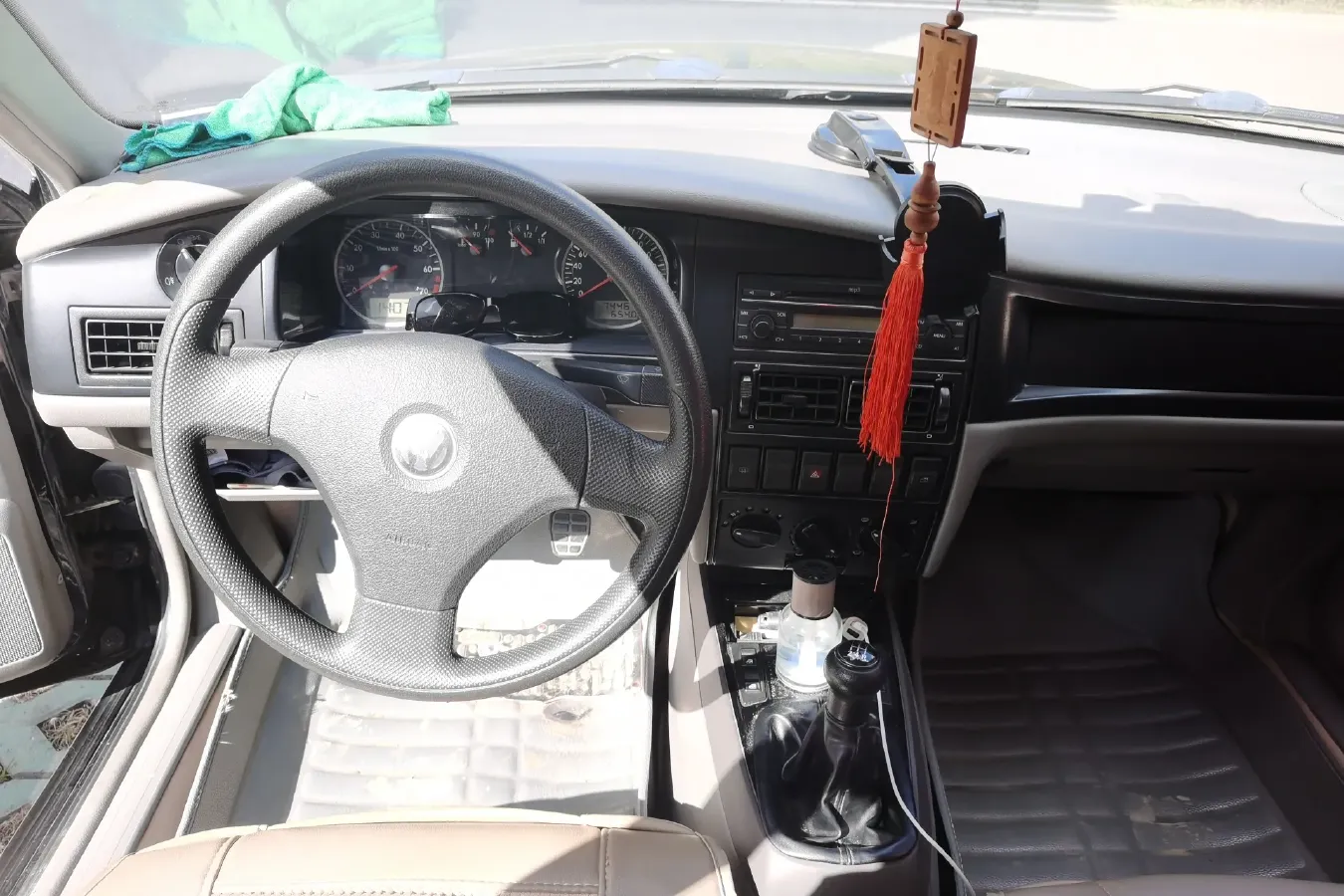 2008 Volkswagen Santana Vista 1.8L 101HP L4 5MT,autocango,china used car exporter,china ev exporter,chinese used car exporter,chinese used ev exporter