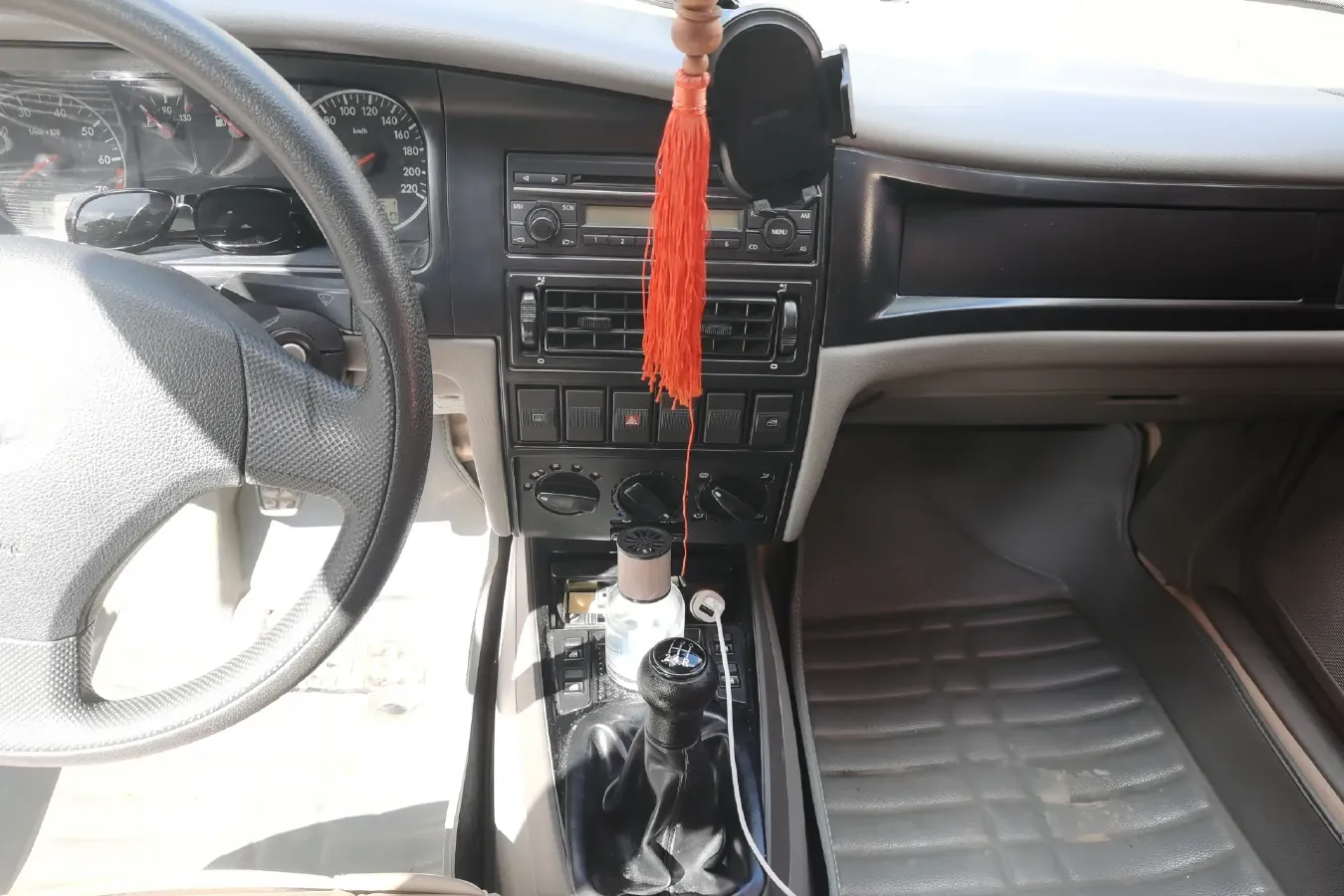 2008 Volkswagen Santana Vista 1.8L 101HP L4 5MT,autocango,china used car exporter,china ev exporter,chinese used car exporter,chinese used ev exporter