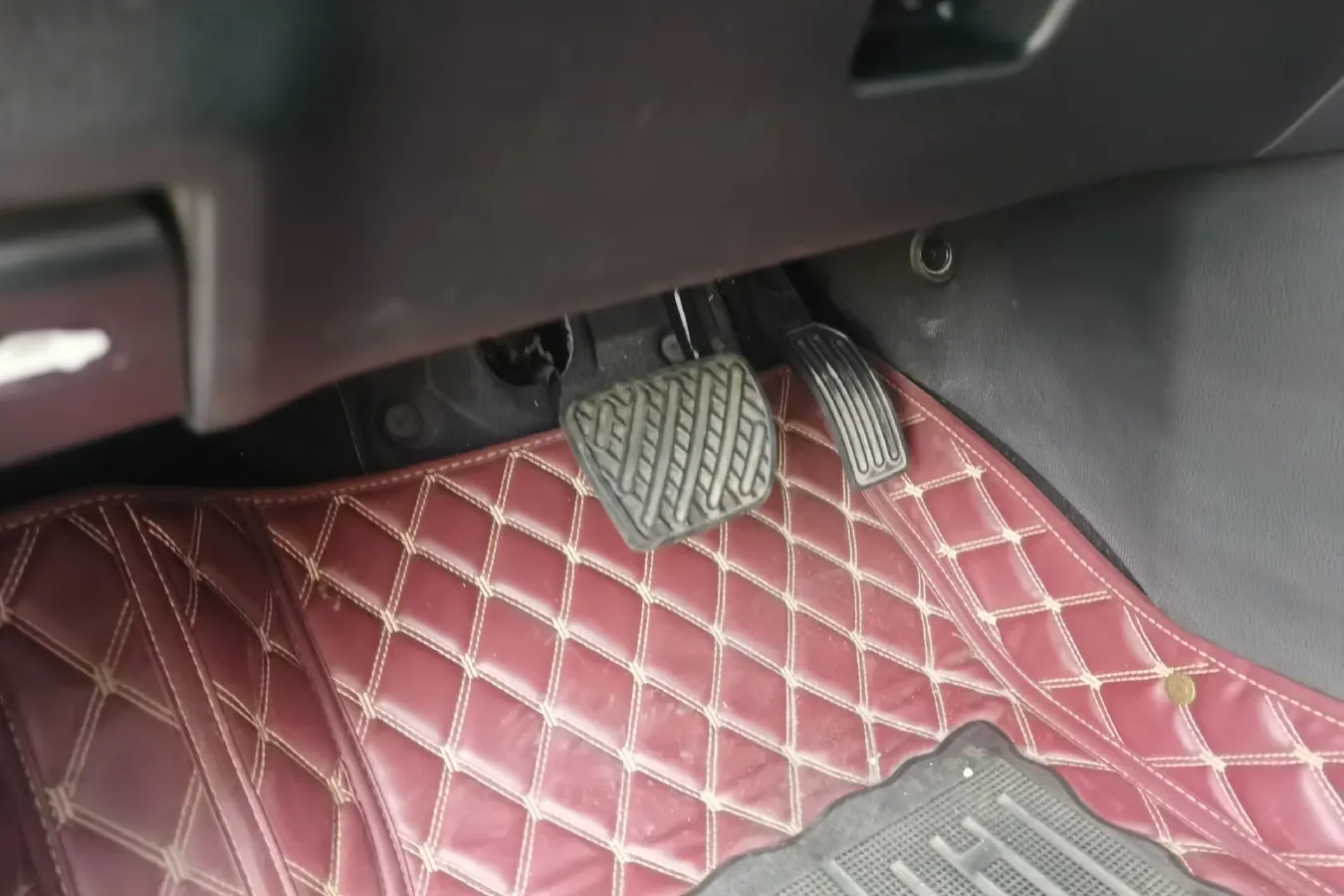 2014 Infiniti ESQ 1.6L 116HP L4 CVT,autocango,china used car exporter,china ev exporter,chinese used car exporter,chinese used ev exporter