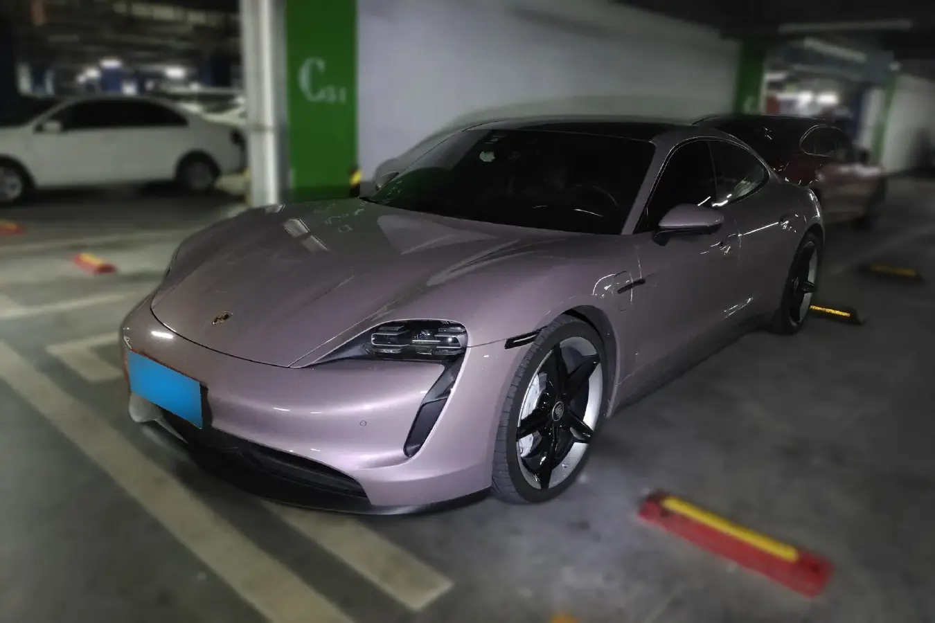 2020 Porsche Taycan 2AT BEV 79.2KWH