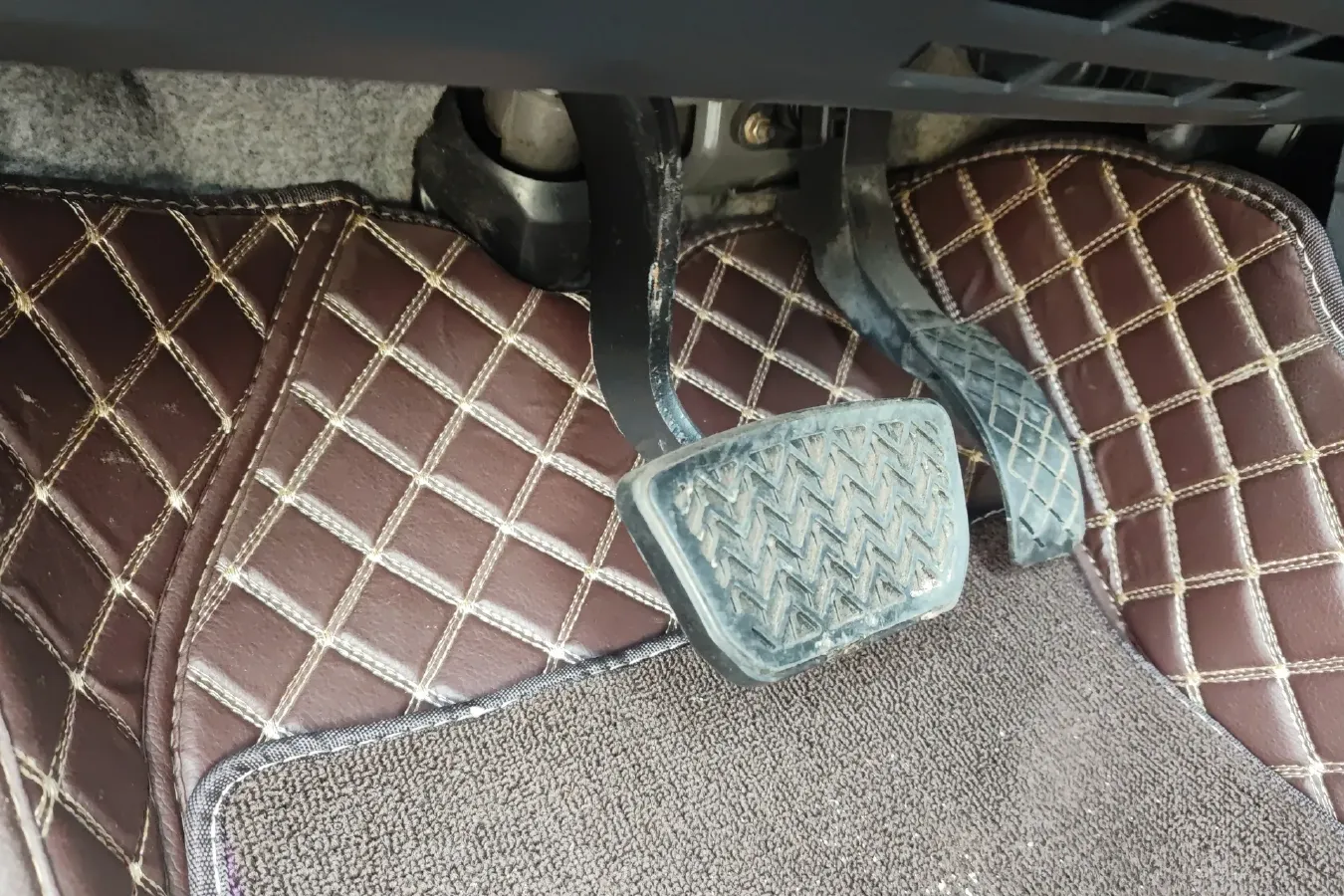 2016 Yema T70 1.8T 160HP L4 CVT,autocango,china used car exporter,china ev exporter,chinese used car exporter,chinese used ev exporter