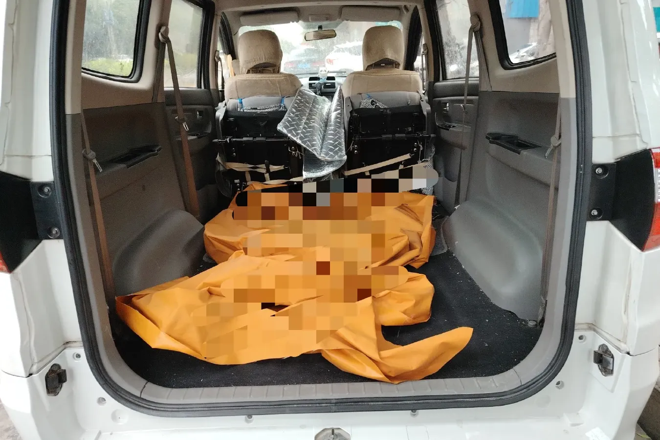 2014 BAIC WeiWang M20 1.5L 106HP L4 5MT,autocango,china used car exporter,china ev exporter,chinese used car exporter,chinese used ev exporter