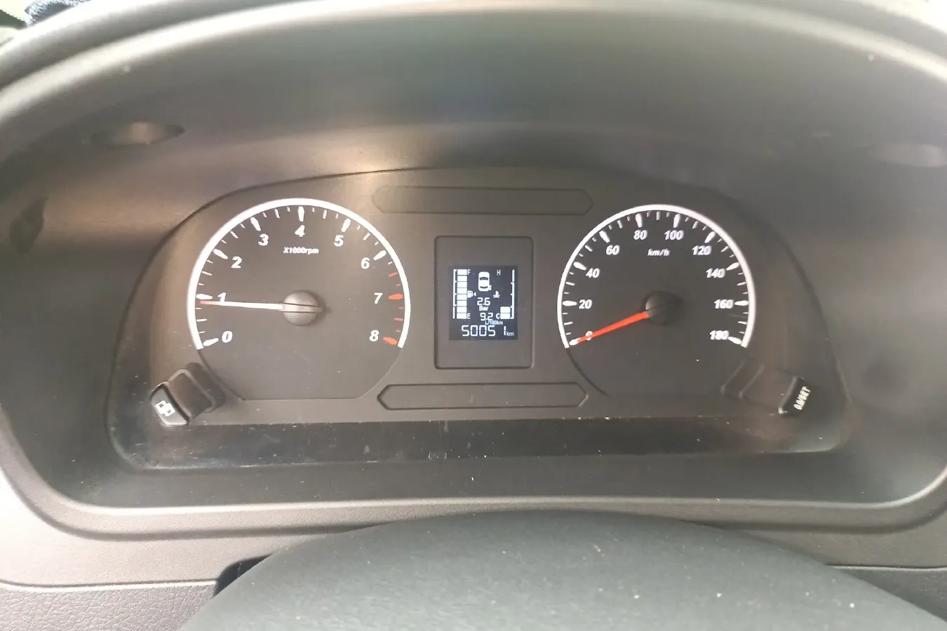 2021 DongFeng Forthing LingZhi Plus 2.0L 133HP L4 6MT,autocango,china used car exporter,china ev exporter,chinese used car exporter,chinese used ev exporter