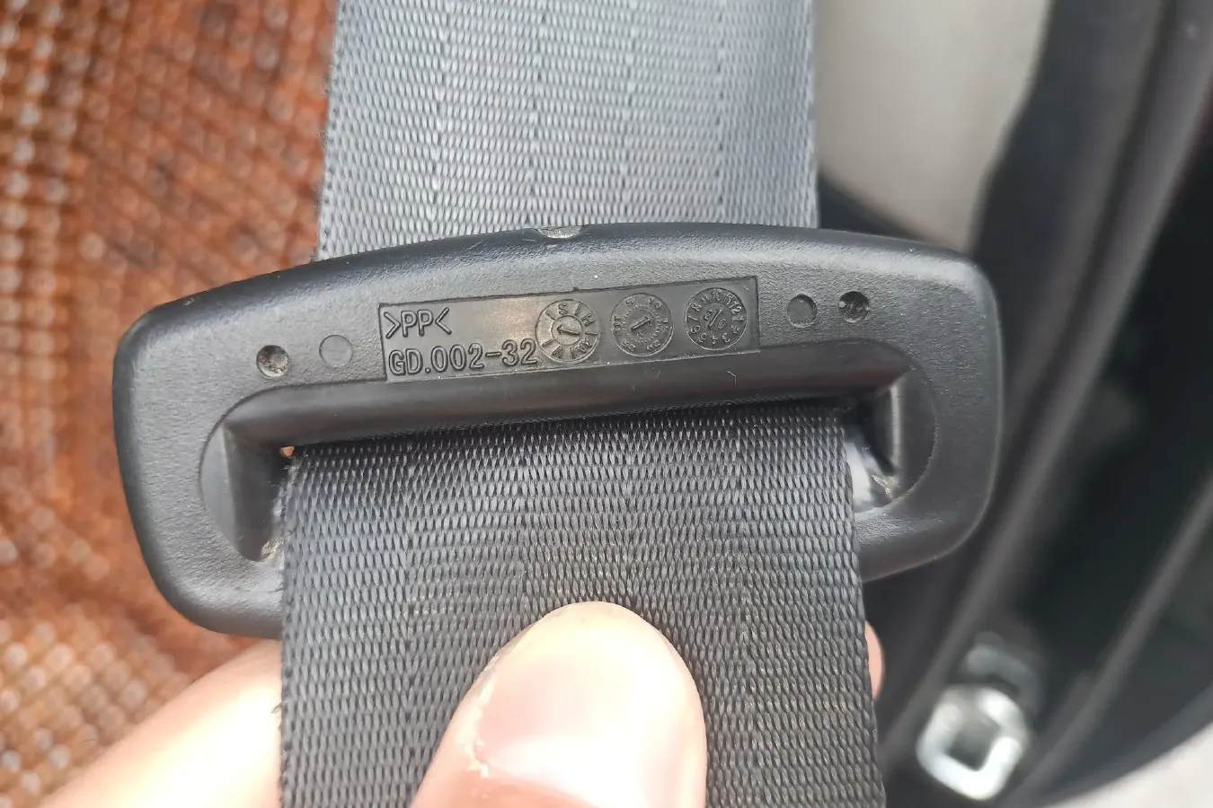 2021 DongFeng Forthing LingZhi Plus 2.0L 133HP L4 6MT,autocango,china used car exporter,china ev exporter,chinese used car exporter,chinese used ev exporter