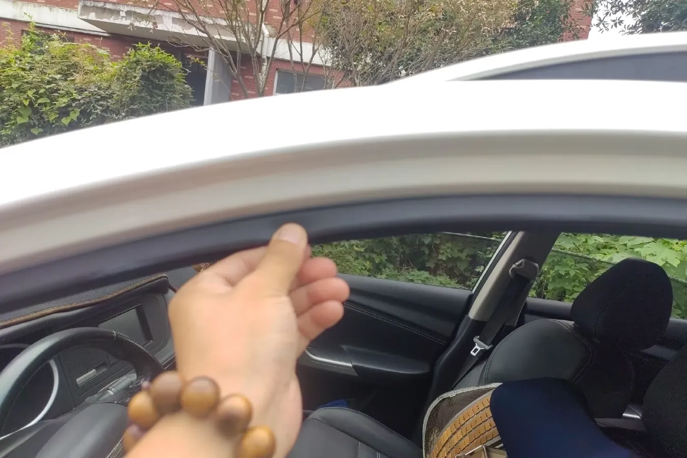 2017 Venucia T90 2.0L 144HP L4 CVT,autocango,china used car exporter,china ev exporter,chinese used car exporter,chinese used ev exporter