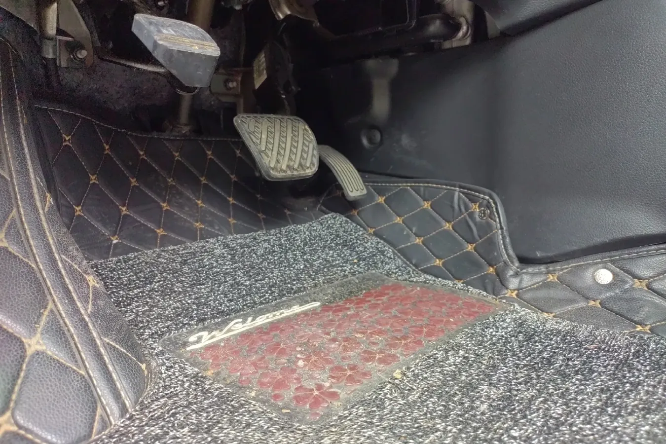 2017 Venucia T90 2.0L 144HP L4 CVT,autocango,china used car exporter,china ev exporter,chinese used car exporter,chinese used ev exporter