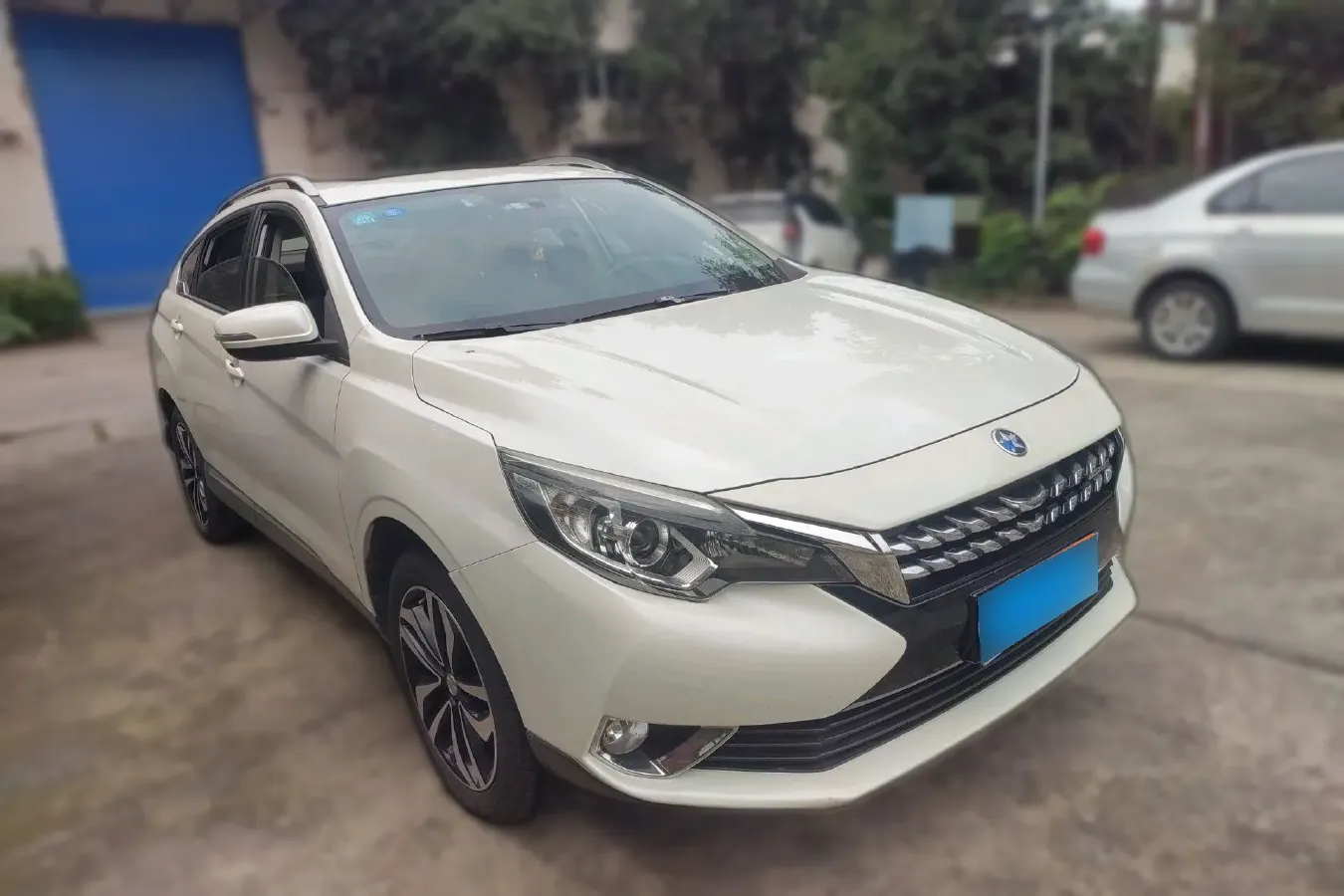 2017 Venucia T90 2.0L 144HP L4 CVT,autocango,china used car exporter,china ev exporter,chinese used car exporter,chinese used ev exporter