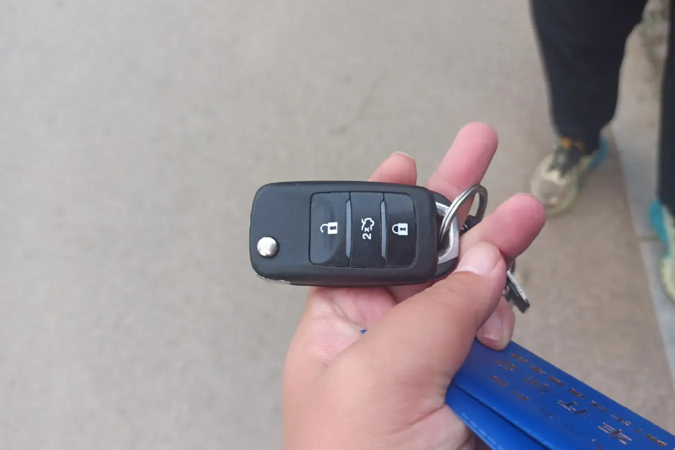 2017 ChangAn Oshan A800 1.6L 125HP L4 5MT,autocango,china used car exporter,china ev exporter,chinese used car exporter,chinese used ev exporter