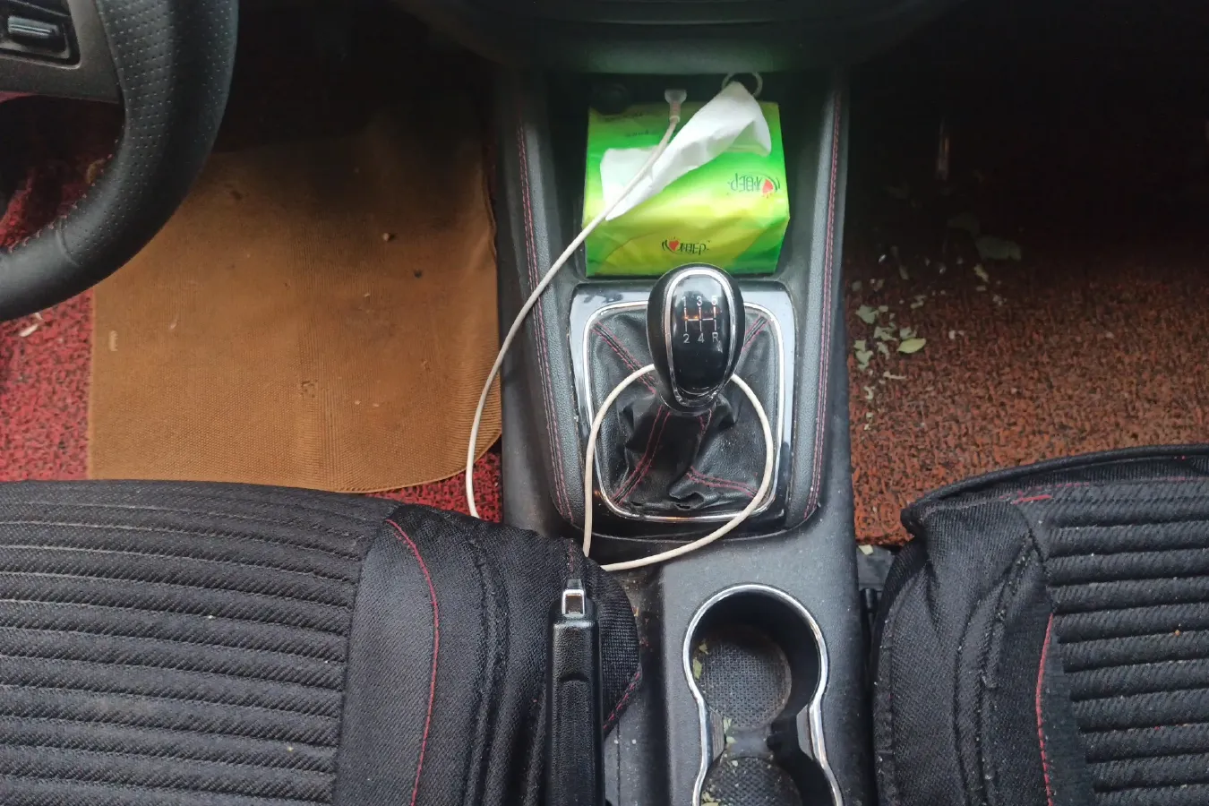 2017 ChangAn Oshan A800 1.6L 125HP L4 5MT,autocango,china used car exporter,china ev exporter,chinese used car exporter,chinese used ev exporter