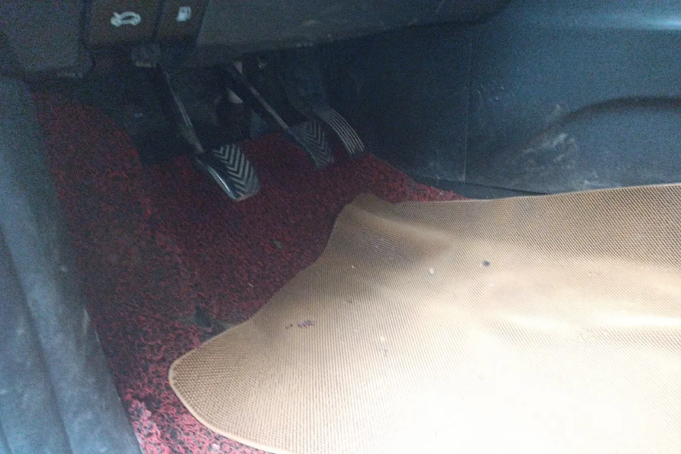 2017 ChangAn Oshan A800 1.6L 125HP L4 5MT,autocango,china used car exporter,china ev exporter,chinese used car exporter,chinese used ev exporter