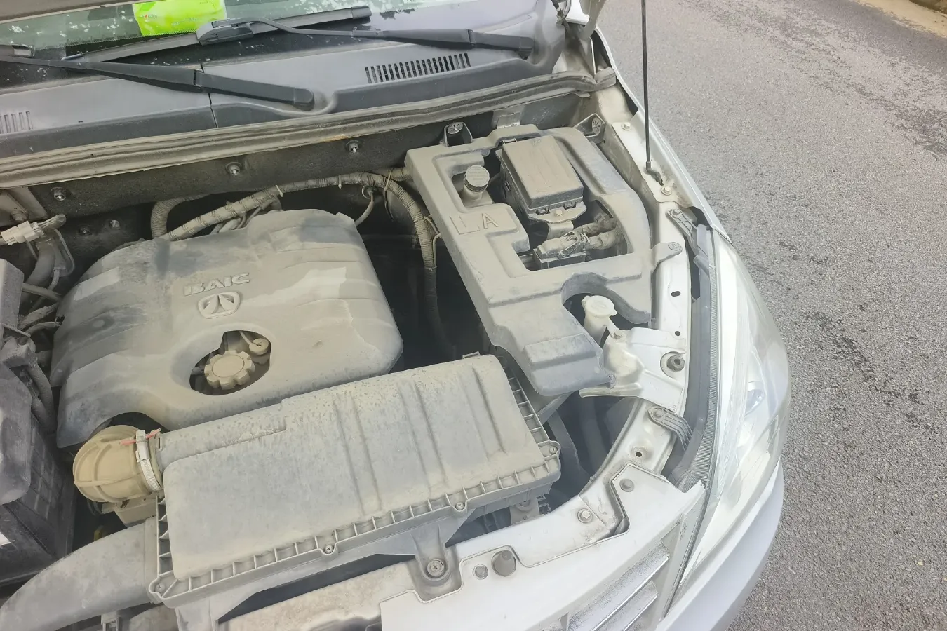 2014 BAIC WeiWang M20 1.5L 102HP L4 5MT,autocango,china used car exporter,china ev exporter,chinese used car exporter,chinese used ev exporter