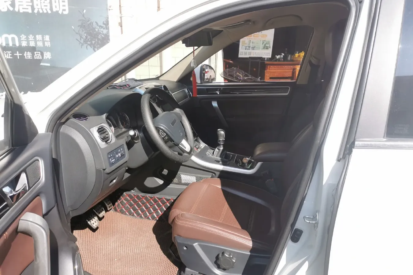 2017 Yema T70 1.5T 156HP L4 5MT,autocango,china used car exporter,china ev exporter,chinese used car exporter,chinese used ev exporter