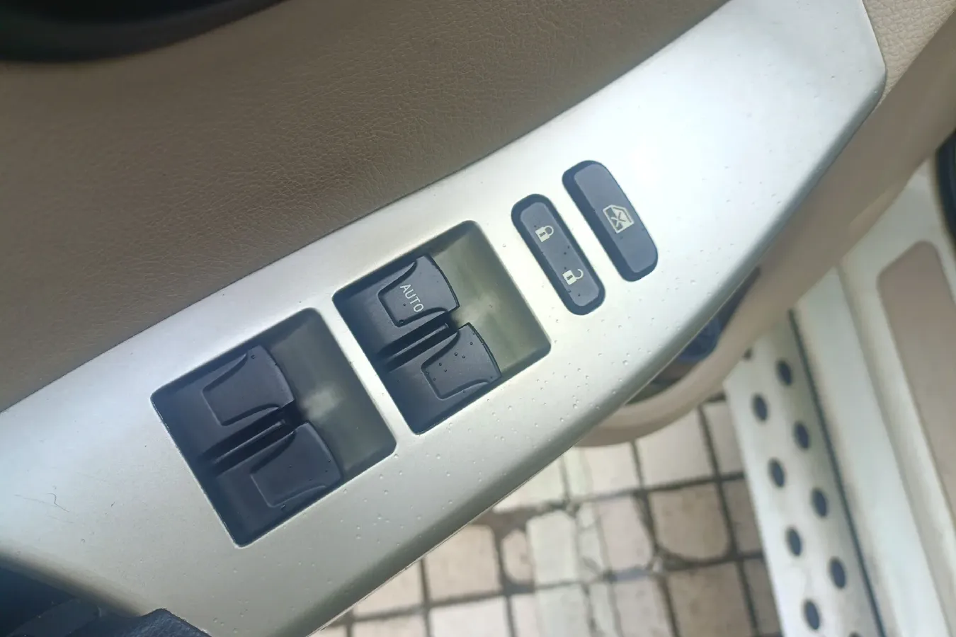 2015 HaiMa S7 2.0L 150HP L4 5AT,autocango,china used car exporter,china ev exporter,chinese used car exporter,chinese used ev exporter