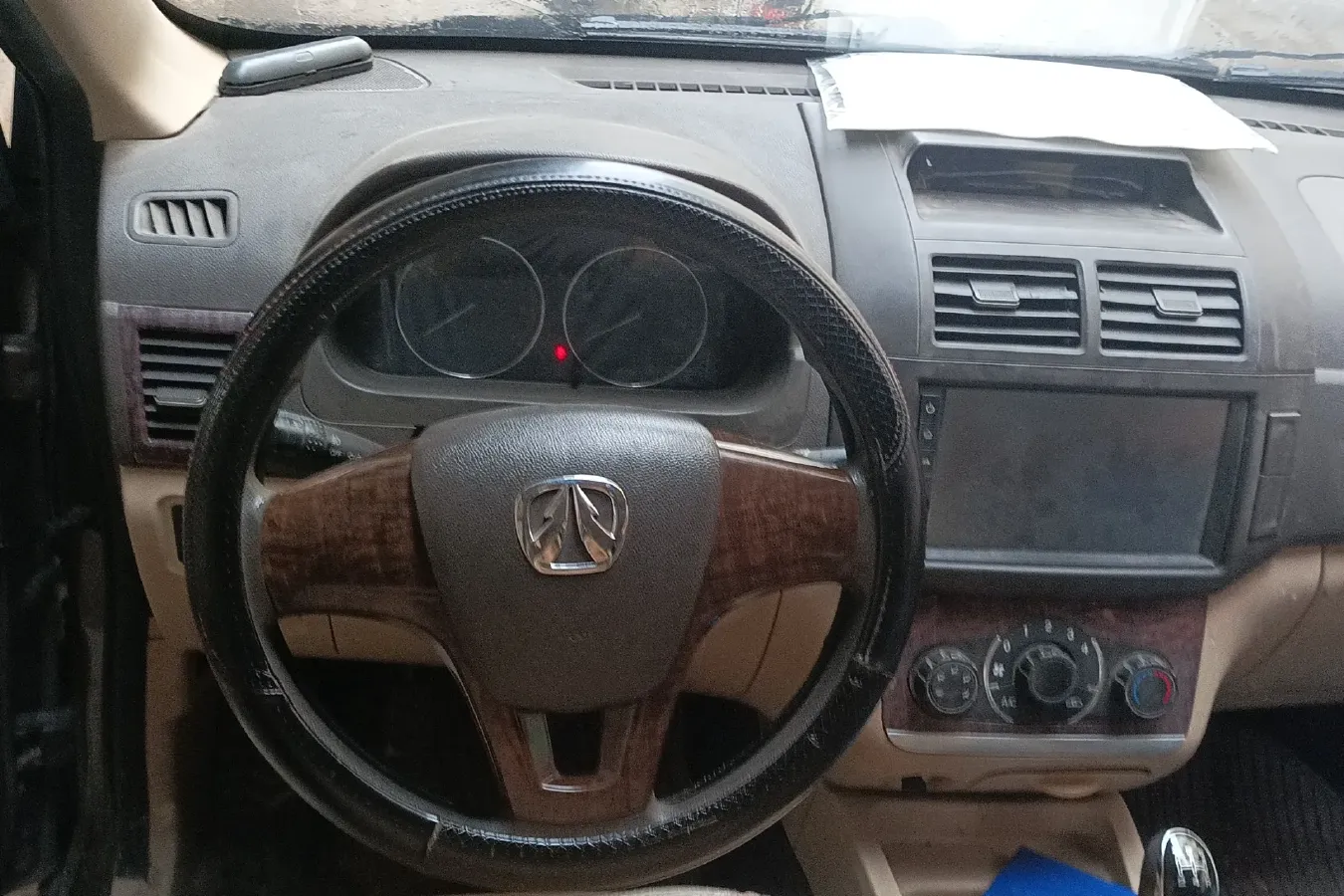 2015 BAIC WeiWang M30 1.5L 116HP L4 5MT,autocango,china used car exporter,china ev exporter,chinese used car exporter,chinese used ev exporter