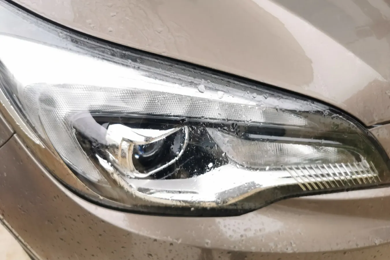 2018 Buick Envision 2.0T 260HP L4 9AT,autocango,china used car exporter,china ev exporter,chinese used car exporter,chinese used ev exporter