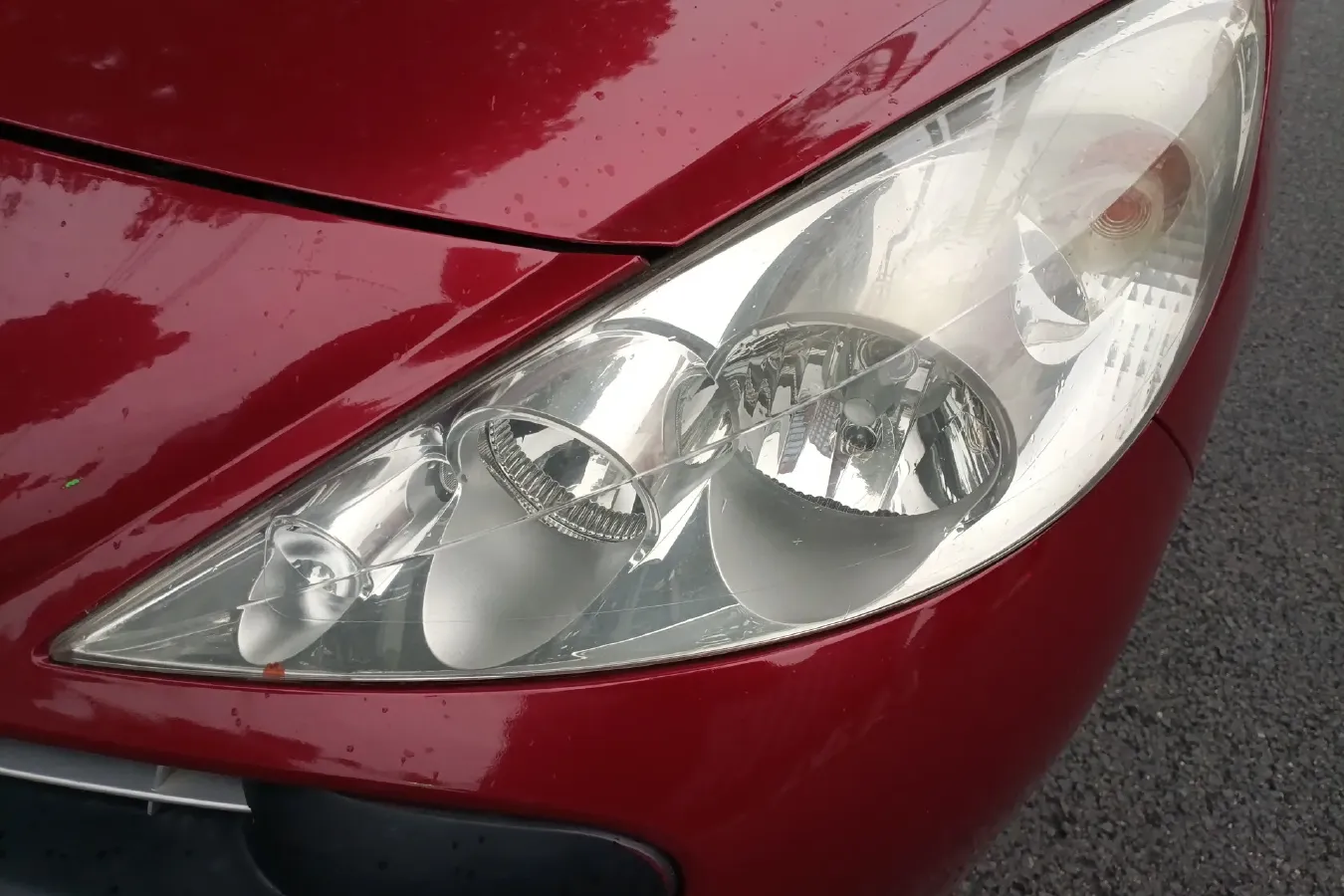 2009 Peugeot 207 1.4L 76HP L4 5MT,autocango,china used car exporter,china ev exporter,chinese used car exporter,chinese used ev exporter