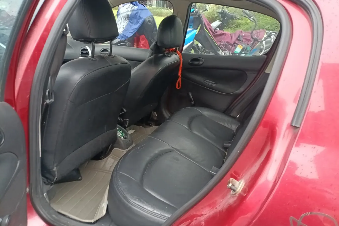 2009 Peugeot 207 1.4L 76HP L4 5MT,autocango,china used car exporter,china ev exporter,chinese used car exporter,chinese used ev exporter