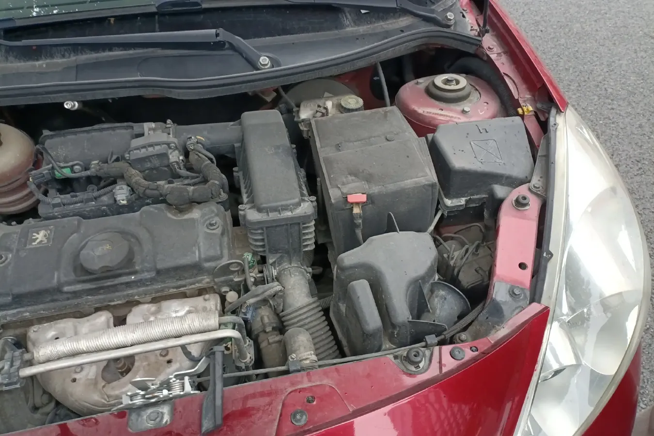 2009 Peugeot 207 1.4L 76HP L4 5MT,autocango,china used car exporter,china ev exporter,chinese used car exporter,chinese used ev exporter