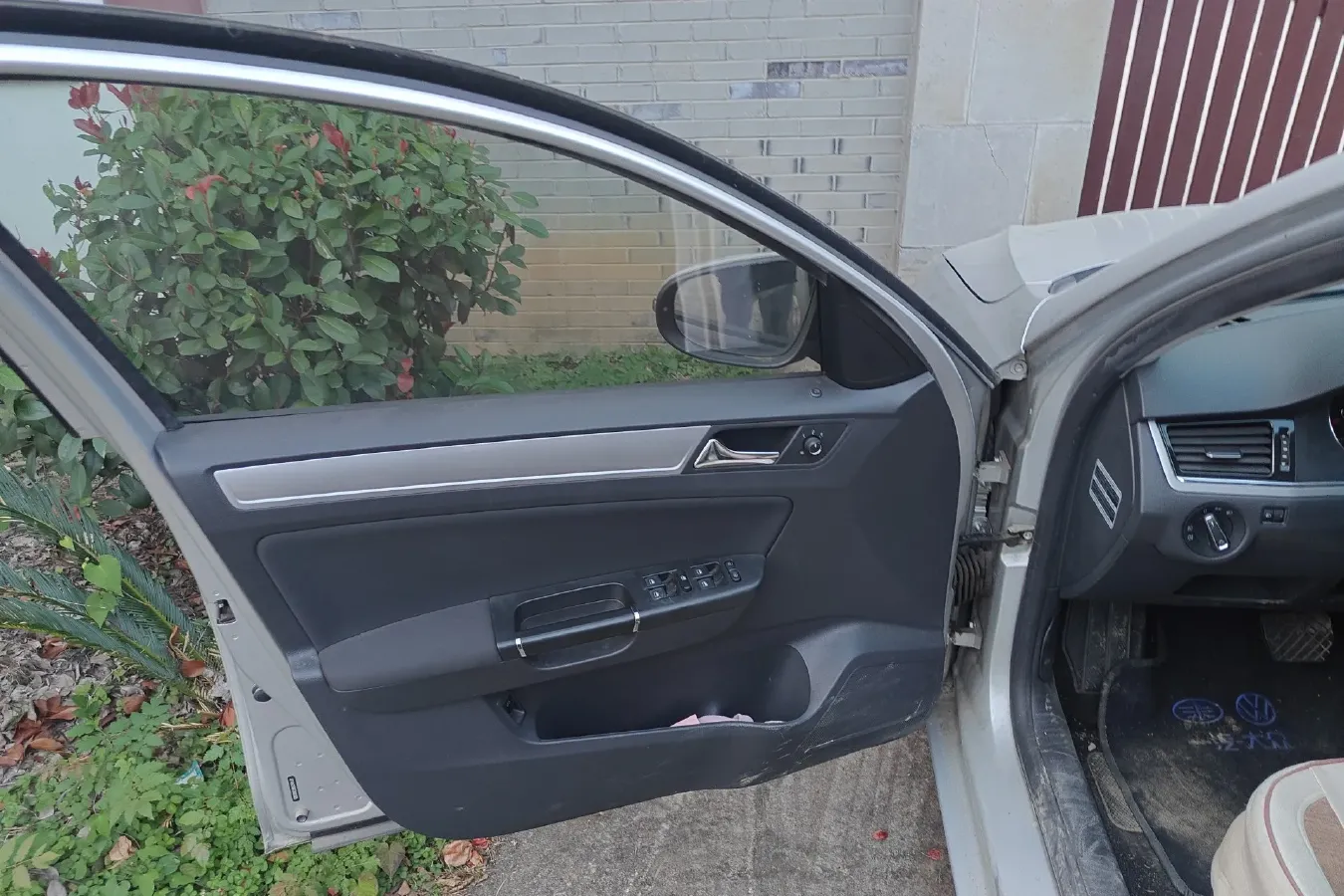 2015 Volkswagen Bora 1.6L 105HP L4 6AT,autocango,china used car exporter,china ev exporter,chinese used car exporter,chinese used ev exporter