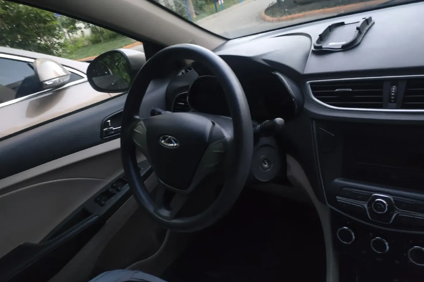 2015 Chery Arrizo 3 1.5L 109HP L4 5MT,autocango,china used car exporter,china ev exporter,chinese used car exporter,chinese used ev exporter